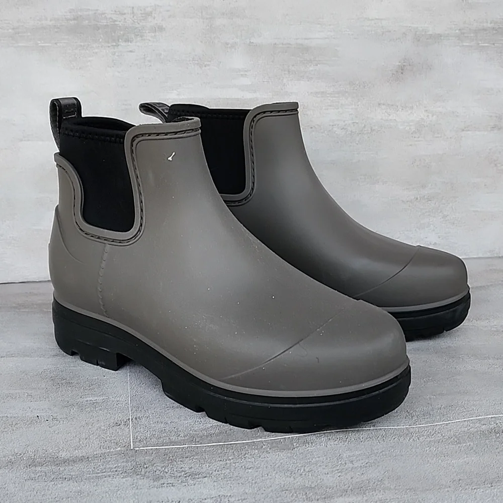 UGG Wild Dove Droplet Rain Boot Women's Size 6 S/N 1130831